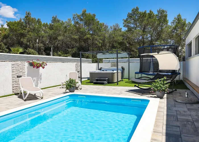 Anai Serenity , Private Heated Pool And Hot Tub Apartmán