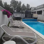 Anai Serenity , Private Heated Pool And Hot Tub * Sukošan