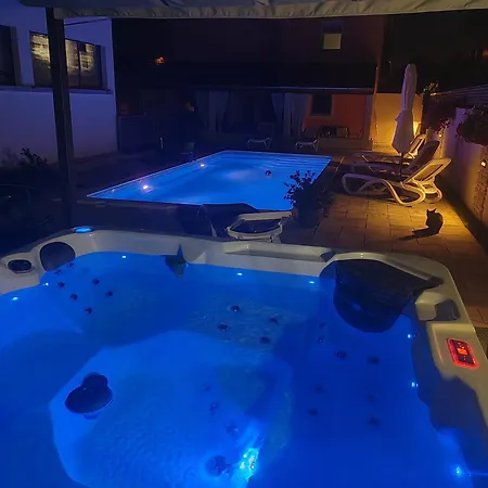 Anai Serenity , Private Heated Pool And Hot Tub Apartament *